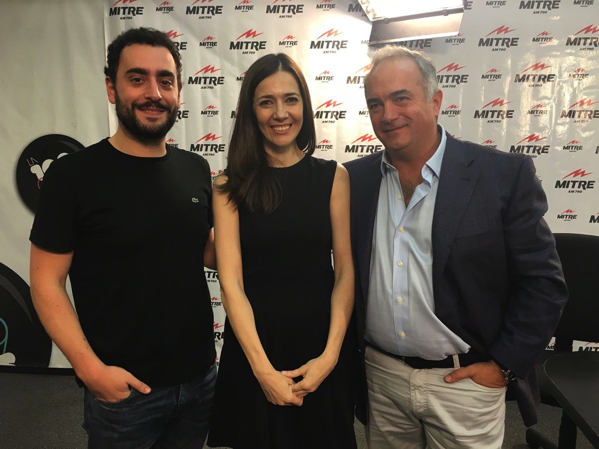 Cris_noticias's tweet photo. Con mis señores productores en @radiomitre Los cracks @juanmaarias y @Manuamorok #MuyPronto #ComingSoon https://t.co/wFAa72JlDB