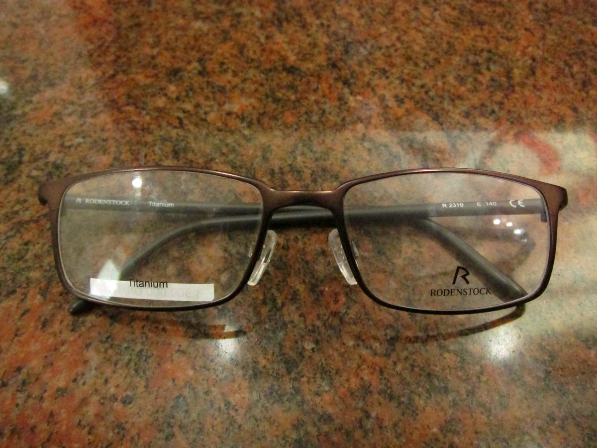 RODENSTOCK
R 2310
Titanium
Original
Rp. 2.970.000.-
Hp/wa : 081317679897 
#eyewear #kacamata