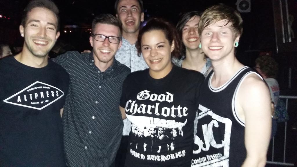 LeannaRyder's tweet photo. These guys are amazing! @trophywivesri love you! https://t.co/vUns90c4yP