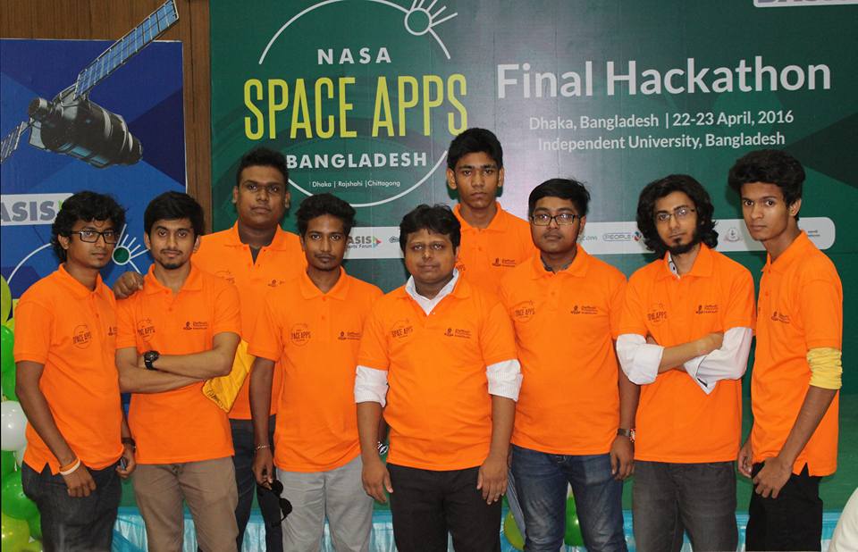 mdfathi99's tweet photo. RoyalRobo #SpaceStation #RockITSpaceFashionAndDesign #NASASpaceAppsBD #nasaspaceappsbd #spaceapps https://t.co/o9DIMWENXl