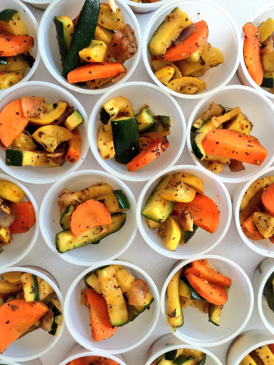 EatGuideBoise's tweet photo. Time to get some bites @taste208 #vip #event happening NOW #DowntownBoise #seafood #vegetarian #sushi #TheEatGuide https://t.co/GcBqqDTyOU