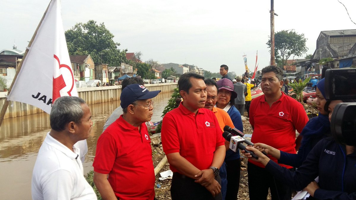 [KOMBAT NATURE] Aksi Nyata Ruwat Bumi dan Menyususi sungai Ciliwung