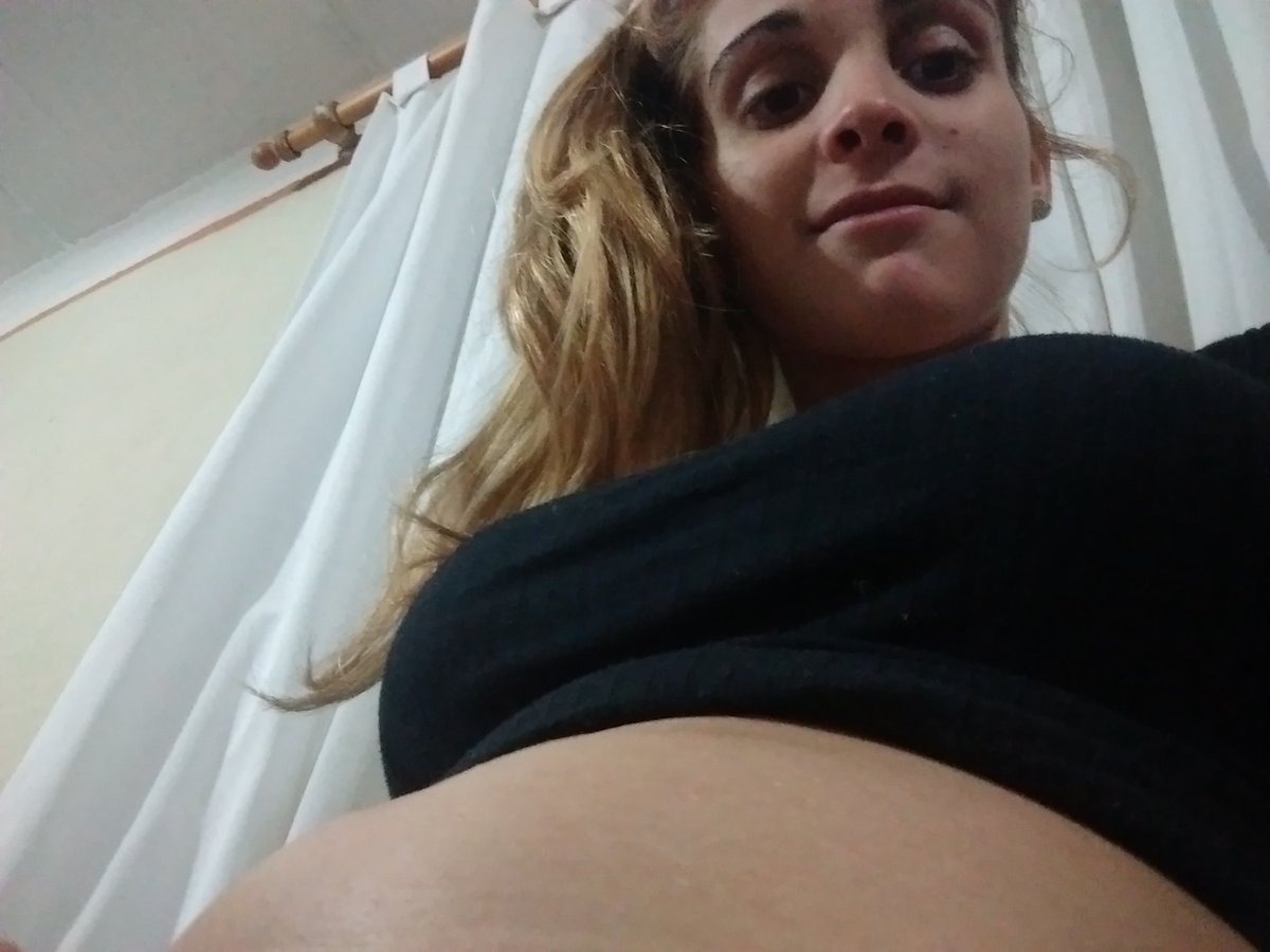 mluzri's tweet photo. Patiemos a Mami q total se las banca :) 💪👧👶 https://t.co/NdxbiyNiC9