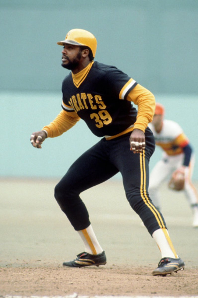 Super70sSports's tweet photo. The Cobra leads off ... and I believe that's Art Howe behind him. You won't see a uniform matchup that sweet today. https://t.co/Xwx9UYh53P