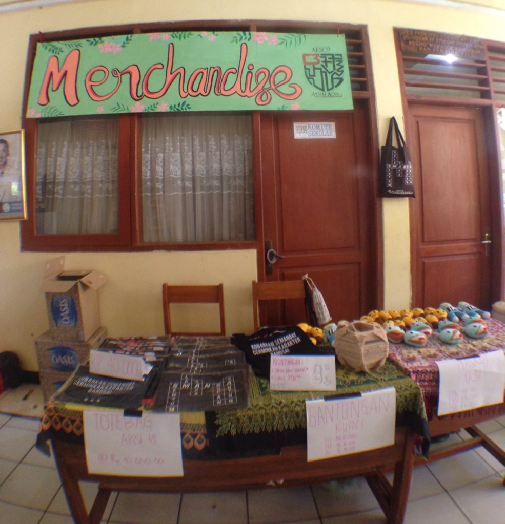 Buat kalian yang kehabisan PO marchandise. Yuk mampir ke stand merchandise AKSI 39 ATHALASTER
Ditunggu kehadiranya!