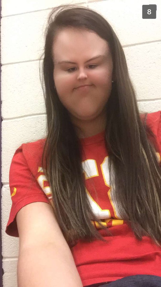 haileykorver's tweet photo. Snap streak hit 1️⃣ full year🤓😎 https://t.co/VT74SWRMVr