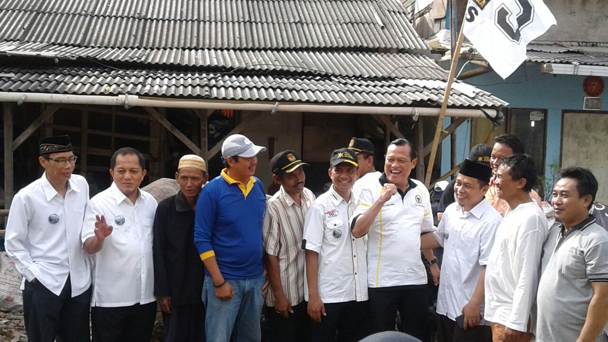 Hari Nelayan, segenap Qiyadah PKS Jakarta Utara bersilaturahim ke Kampung Nelayan Muara Angke. @PKSJakarta