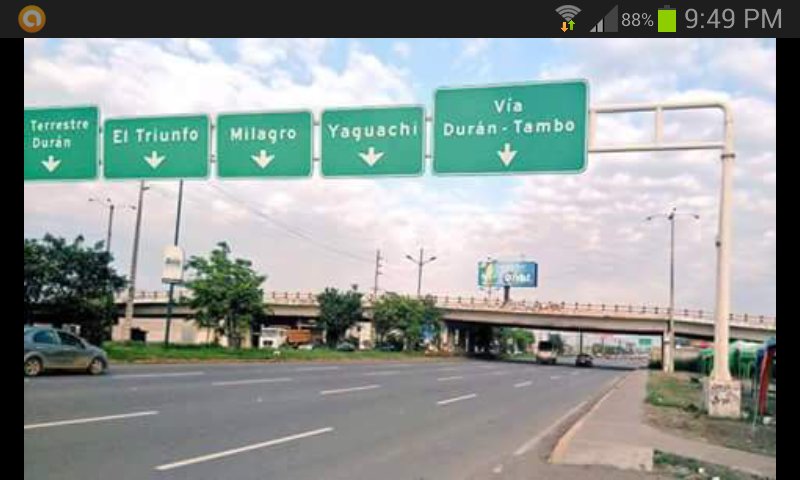 DavidAmores3's tweet photo. @RTS_LaNoticia por favor hagan una nota sobre este puente en Duran no esperemos una desgracia https://t.co/M0wrbxuU94
