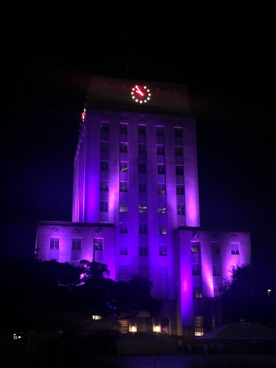 HoustonTX's tweet photo. Rest in peace, #Prince 💜 https://t.co/mNji04WEWq
