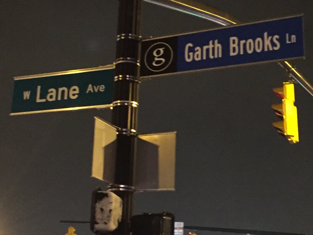 SRROSS44's tweet image. 