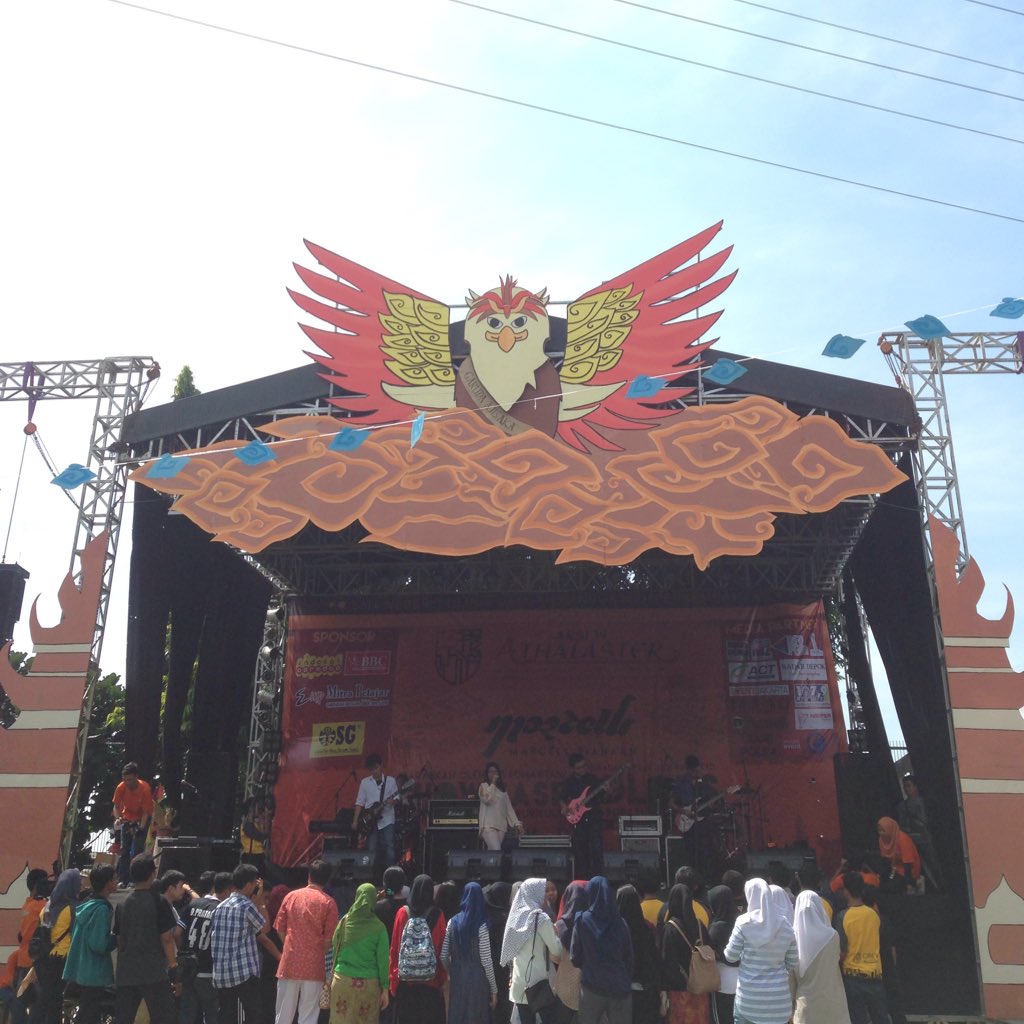 NOW!
🎤 Fayz Avanue on AKSI 39 ATHALASTER
Masih ditunggu kehadiranya!
"Kobarkan semangat, cerminkan karakter bangsa!"