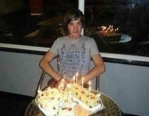 explicandoindie's tweet image. pity party - melanie martinez