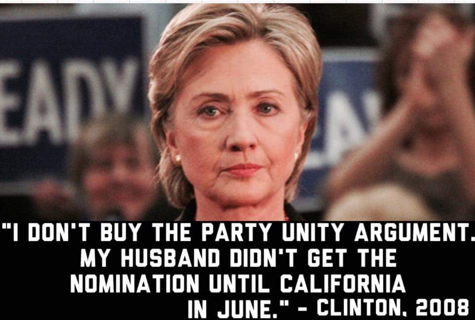 KnightoFlowers9's tweet photo. Hmm. Curiouser and curiouser.... #WhichHillary #StillSanders #flipflopperinchief https://t.co/T1OBqYy284