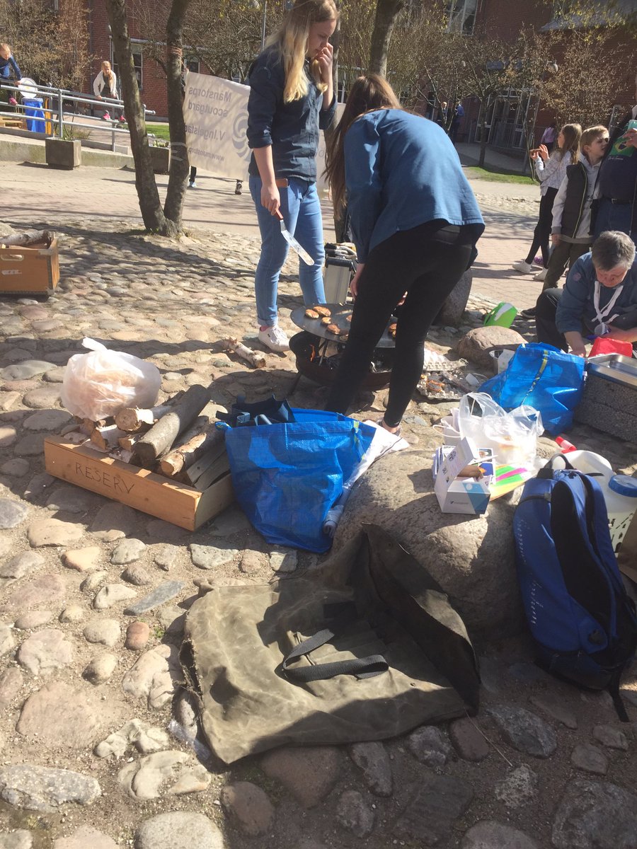OskarIsGlobal's tweet photo. Skåning på hög top @ArgaSkanskaMan  #krabbelurer https://t.co/MBovZMg1pX
