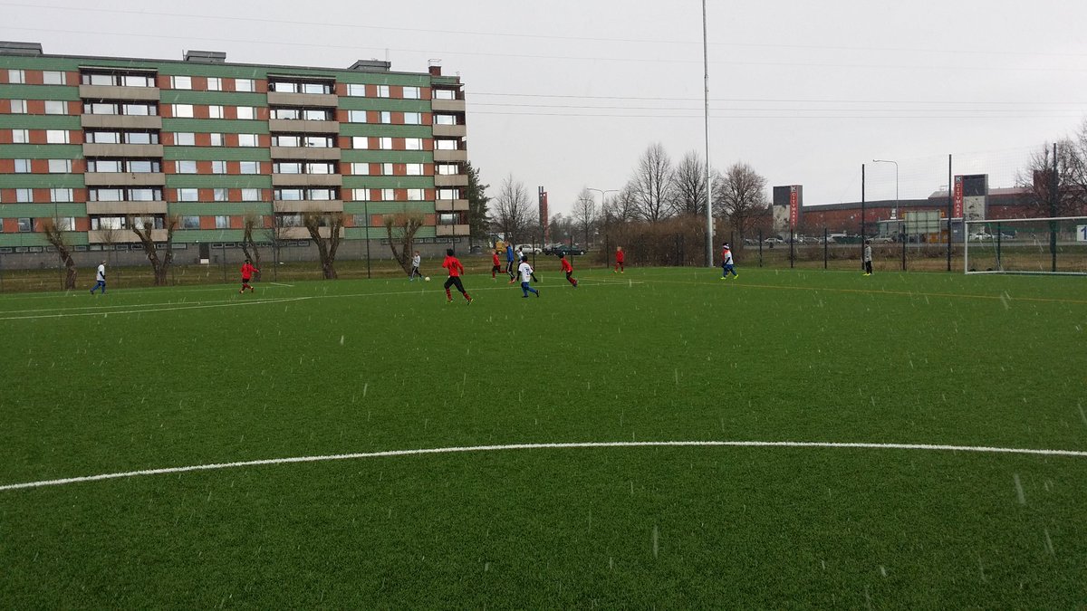 "Finaalissa" vastaan tuli HJS Barcelona, josta voitto kotiin 2-0