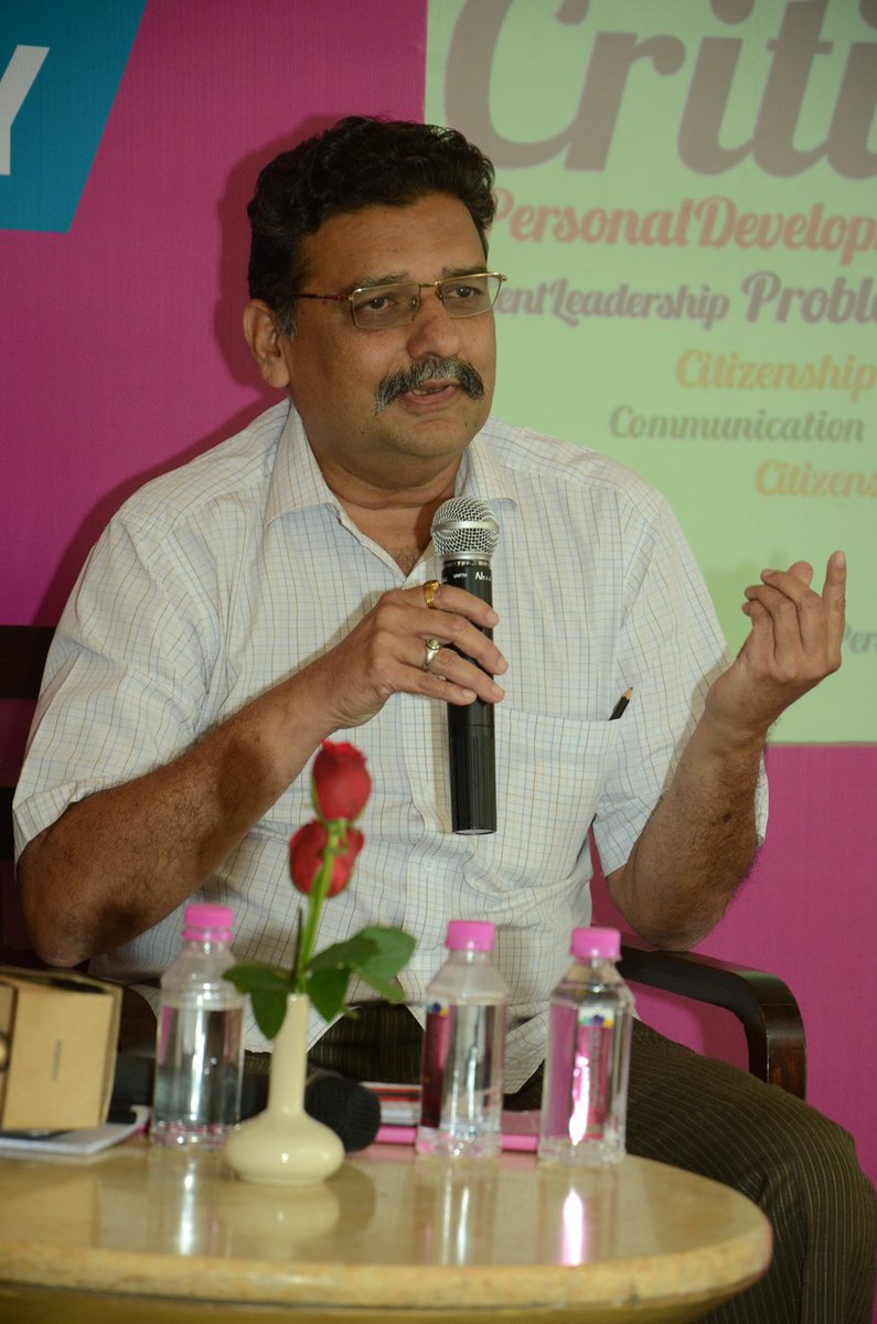 Arijit79India's tweet photo. Equally comfortable in govt as well as private trainings - Deepak Kulkarni #BCCoreSkills #CSReflection @inBritish https://t.co/mLCqDH2o2o