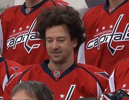 x - LA Kings (@lakings) on Twitter photo For those asking, our playoff allegiance is now with <a href="/JustinWilliams/">Justin Williams</a> and the Caps. For those asking, our playoff allegiance is now with <a href="/JustinWilliams/">Justin Williams</a> and the Caps.