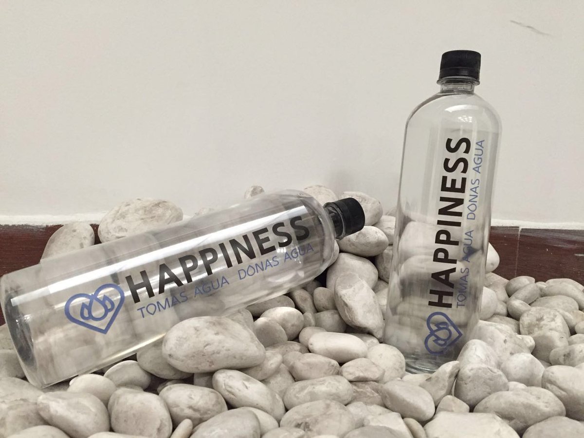 Water 4 Happiness (@water4happiness) on Twitter photo Ven por tu botella de #Happiness #VL16 #TomasAguaDonasAgua #ClanAgua Ven por tu botella de #Happiness #VL16 #TomasAguaDonasAgua #ClanAgua