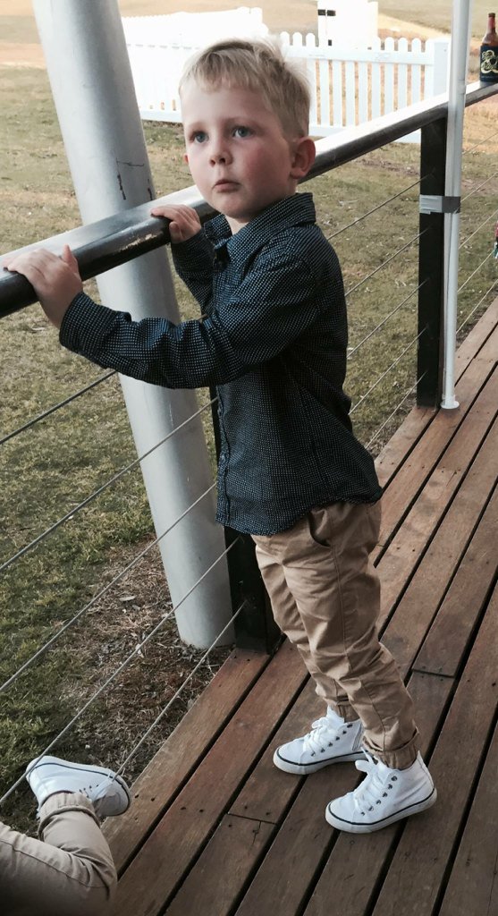 CharlieNBrear's tweet photo. Happy 6th bday beautiful Teddy Brear! Hope your having a grouse day mate 🎉😘💕 xxx https://t.co/5aTNHAeYsN
