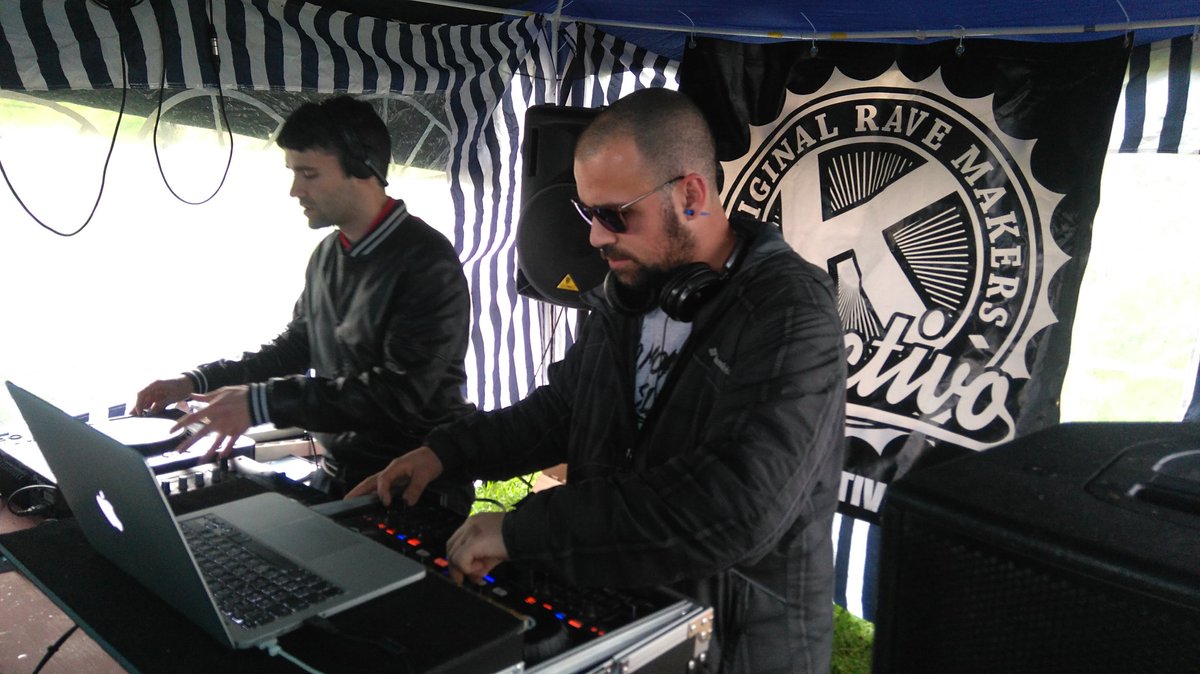 ColectivoK's tweet photo. Aqui seguimos #SpringRave https://t.co/kGBjQ0s0dn