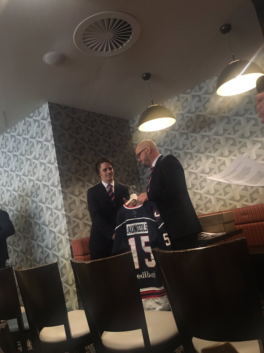 melbourneice's tweet image. Some more snaps from our jersey presentation. We&apos;re now less than 1.5 hours from puck drop! #exICEted #newiceage