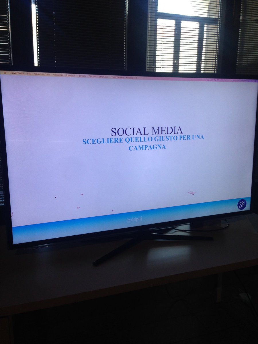 dolabschool's tweet photo. È iniziata la seconda giornata di #DoSMstrategy con @ddpdj. Oggi si parla di Social Media Strategy. https://t.co/IFwXnzYGGD