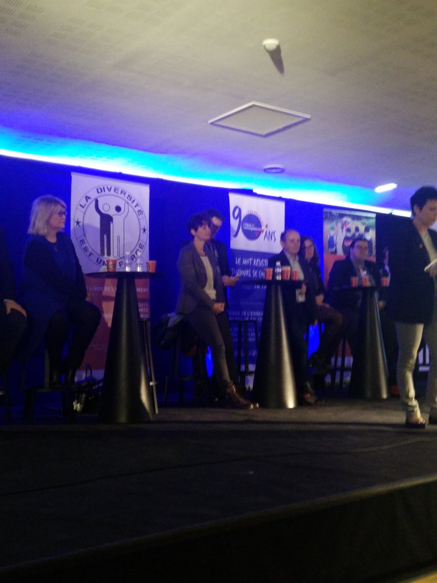 CaroleUSEP62's tweet photo. Véronique MOREIRA, Présidente, dans une table ronde "Sport et Éducation Populaire" @usepnationale @laLigue62 https://t.co/o5xLgCXW4o