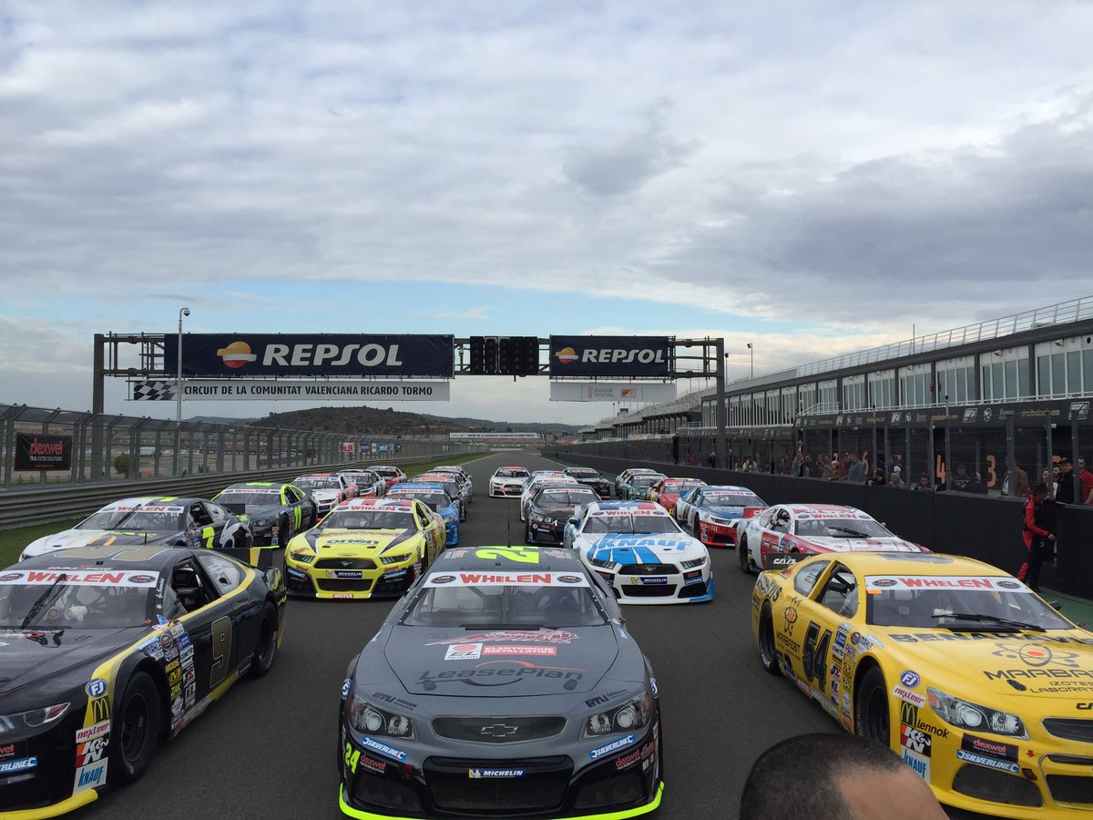 Dumdum Dumdum ... First pole position of the <a href="/EuroNASCAR/">NASCAR Euro Series</a> season 😀👌✌️😎 Great team #PKcarsport