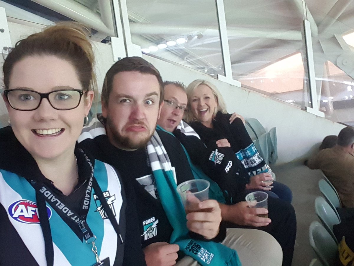ChiefADL's tweet image. CARN DA PEAARRRRR 🍐🍐🍐#weareportadelaide #pafc