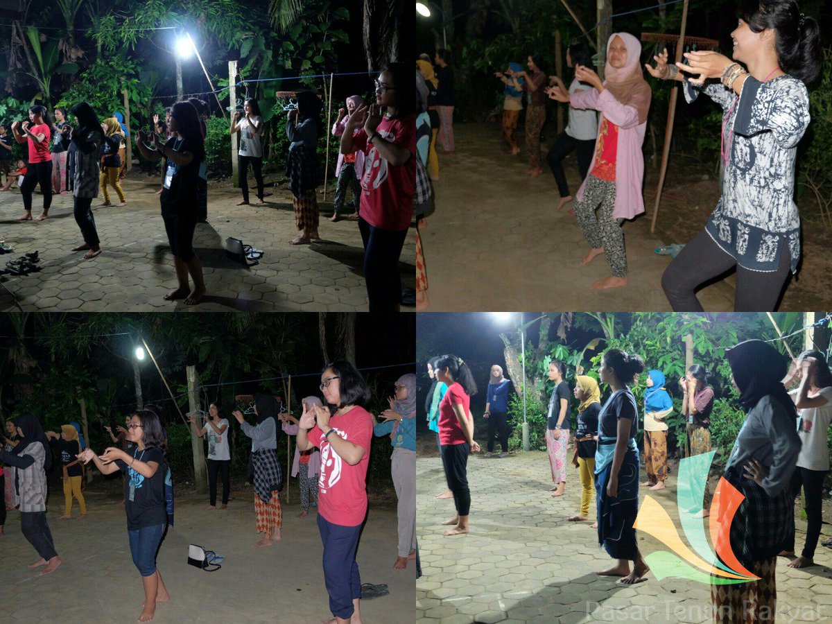 PasarTenun's tweet photo. Acara pelatihan kesenian tari tradisional jawa bagi para peserta #weavingforlife #livetweet #livereport https://t.co/Mv3k3ZR53Y