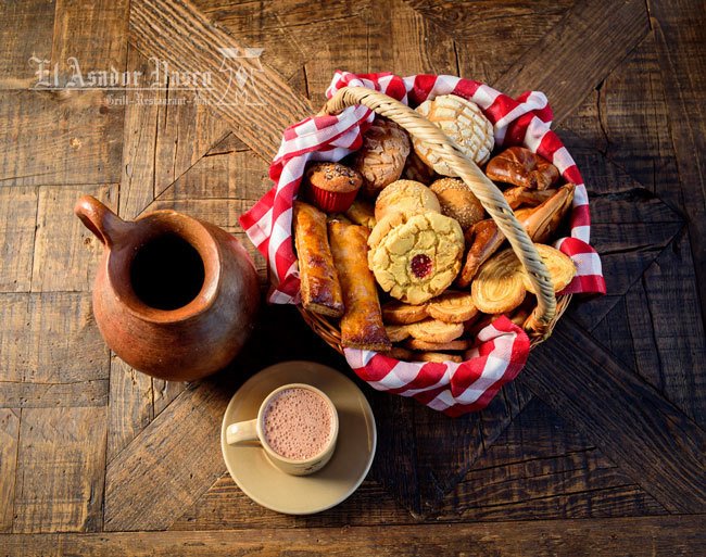 asadorvasco's tweet image. Nada mejor que comenzar el #desayuno #PlazaParque con #chocolate #delicias de la #vida #Oaxaca