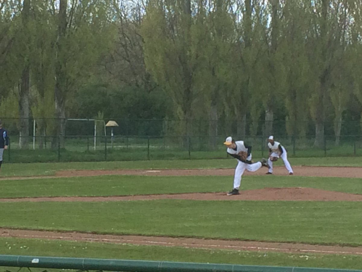 Royalgreys1's tweet photo. Let’s do this #oneteamonegoal #RoyalGreys https://t.co/IL8kClRcQ5