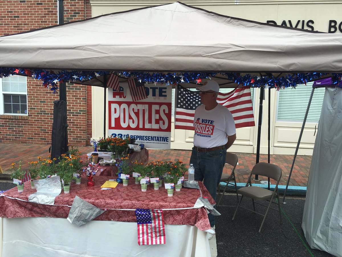 postles33rd's tweet photo. All set up at the #BugandBud Festival in #MilfordDE. Stop by and see us right on Walnut St #netde https://t.co/YvLzdJnwUQ