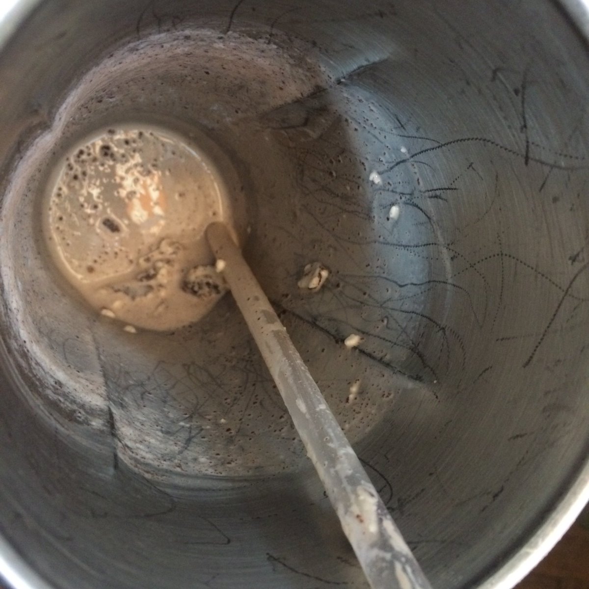 ByronBurgersUK's tweet photo. It’s the little things in life... like the chunks of Oreo at the bottom of your shake. https://t.co/1WM26Qf8nl