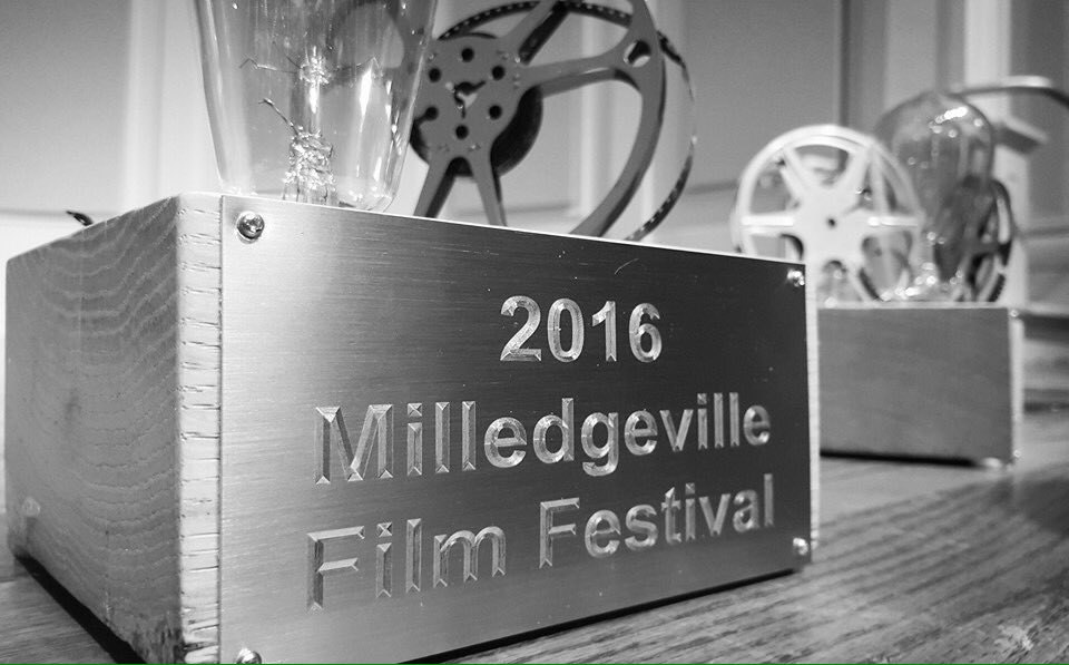 ja_muela's tweet photo. Felicidades a todo mi equipo de @RADIALshortfilm y a @MAILUKIFILMS. Inolvidable @MillyFilmFest https://t.co/p9ozBWnvLk