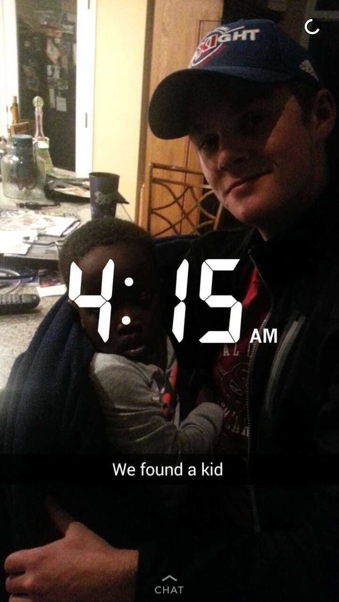 Max_llewellyn23's tweet photo. Found a lost kid at 3 in the morning with @KalebPeak &amp; @CarsonSader11 2 hours later got in touch with his mom https://t.co/JjYy0Zz4Xr