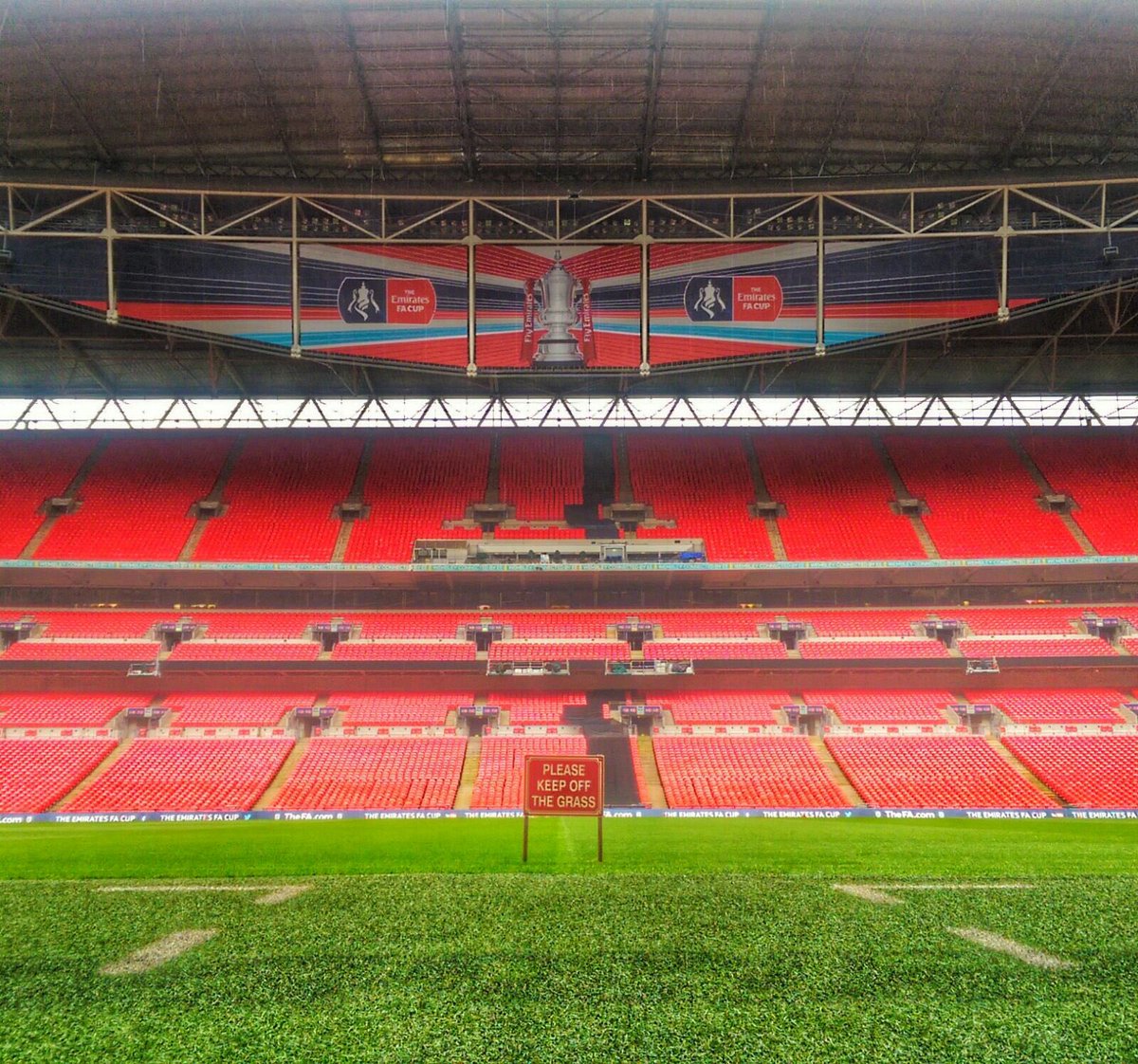 Wish I am there "<a href="/ManUtd/">Manchester United</a>: Wembley awaits. " GGMU