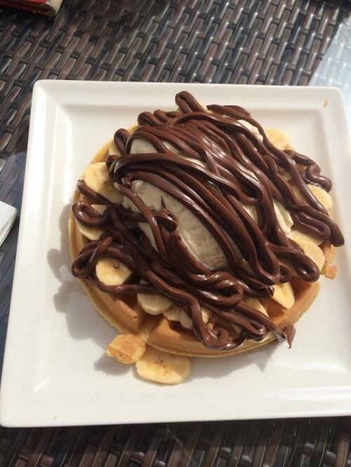 ItsFoodPics's tweet photo. Would you like some waffle with your Nutella https://t.co/iHnfZ5ASbz