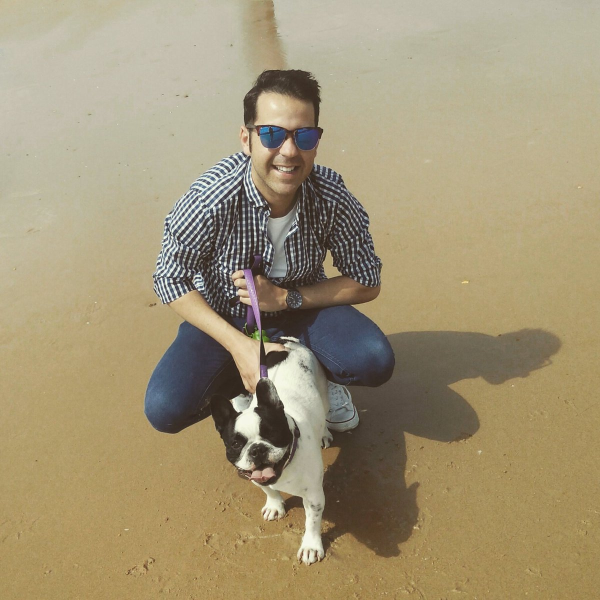 MiguelCuetoG's tweet photo. Tranquilamente de paseo con Pepa por las playas de Conil
🐶👦🏽👍
#MiguelitoStyle #Pepastyle #Conileando https://t.co/4GCEFbjc6f