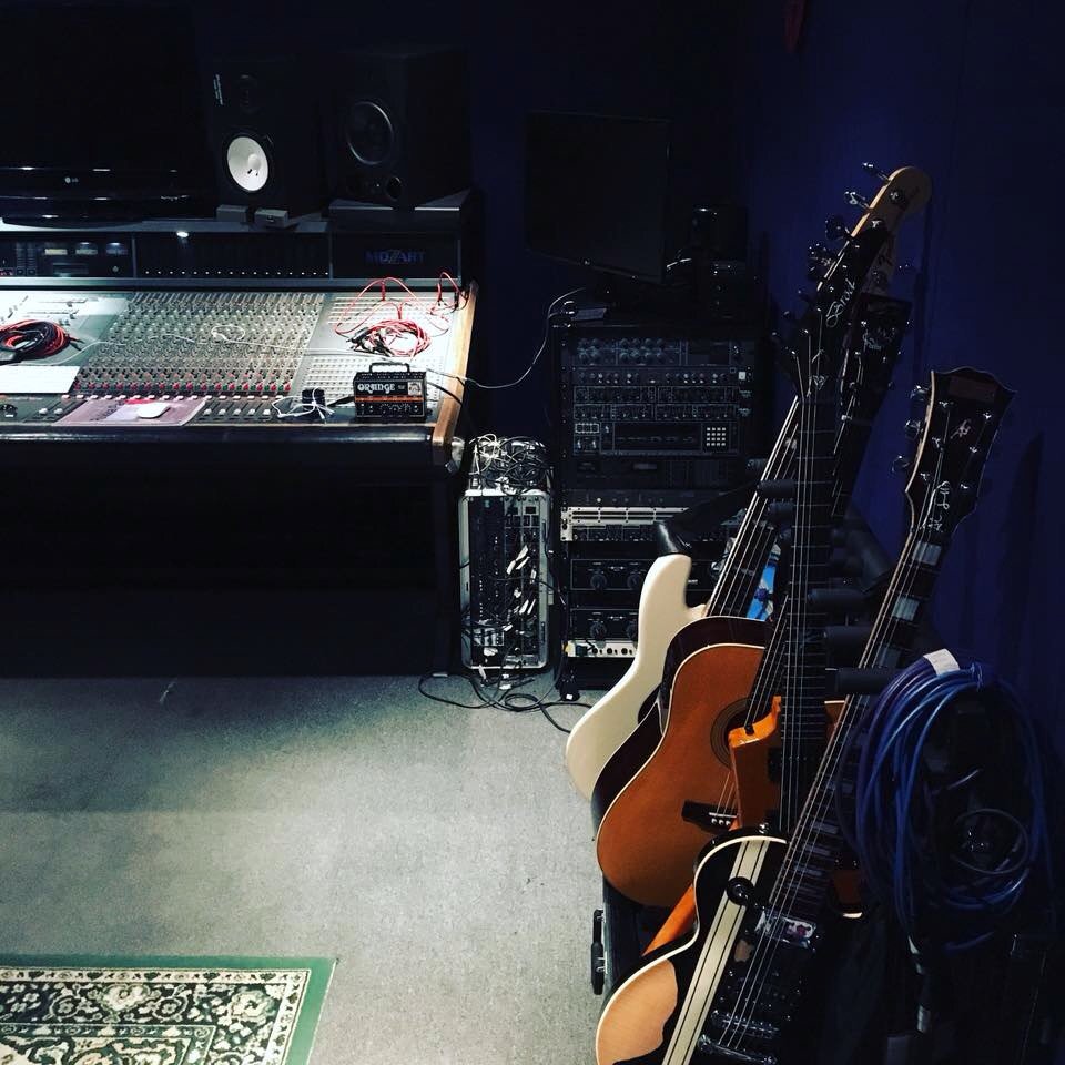 ANTfansITA's tweet image. @ANewTomorrowUk : il nostro nuovo #Studio ! #RogueStudio @Brodguitars @brodyvox @teostarr #rock #musica