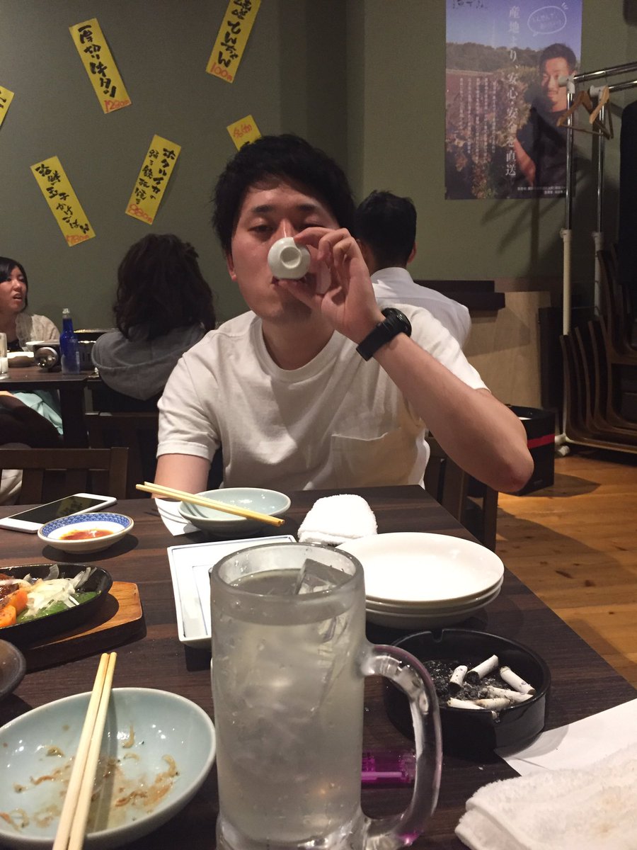 chicchi797979's tweet photo. いま子安となみちゃんと飲んでるからね暇な人いたらね https://t.co/YKwnHLmTC6