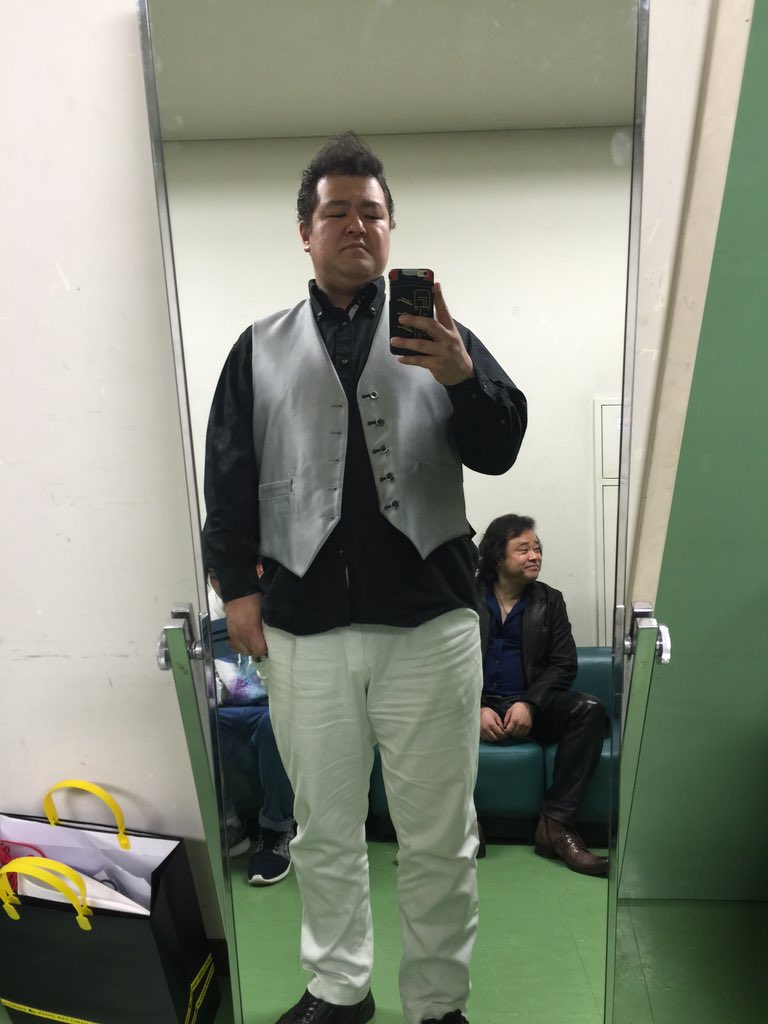 稲田徹 坂本ですが イベント 1回目終了しました 最初の衣装 これが俺のスタイリッシュ 後ろに檜山さん