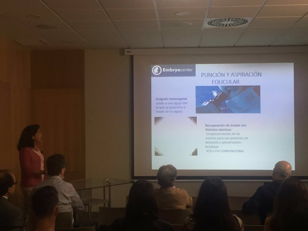 embryocenter's tweet photo. La embrióloga Mayte Cañete Reina comienza su ponencia en el IV Curso de Residentes de #Embryocenter. https://t.co/frOFkZ1pfI