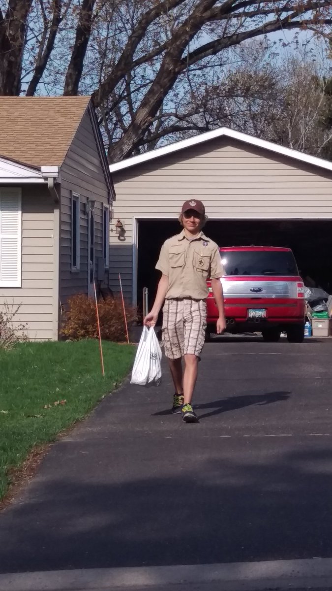 troop187's tweet image. #Scouting4Food is on at Troop187!