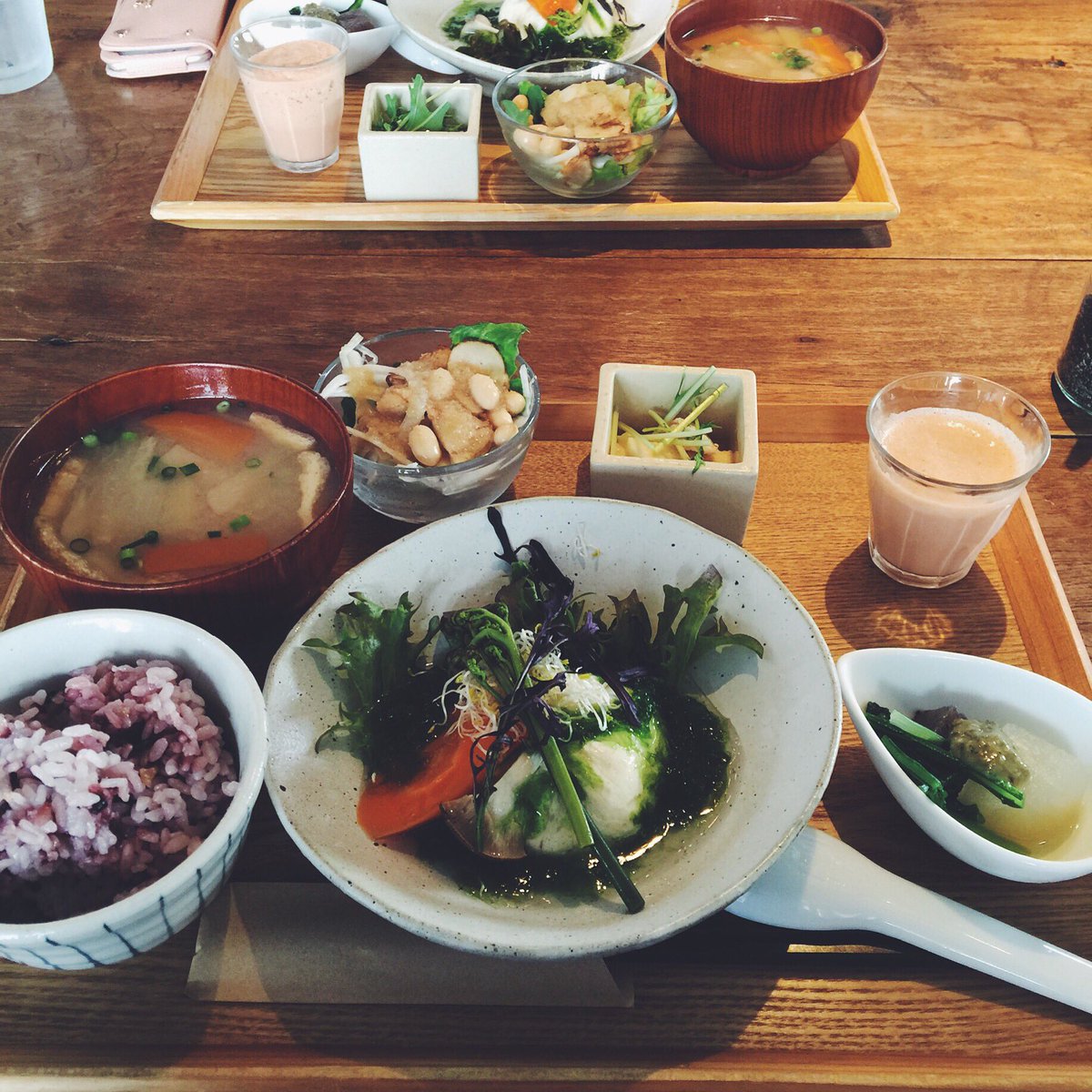 aoitsukinohana's tweet photo. #ランチ #ukafarmtable #いぶき野ランチ
UKA FARM TABLEさんでランチ
野菜で野菜を食べるドレッシング
めちゃめちゃ美味しい‼️ https://t.co/djVAGYXFw1