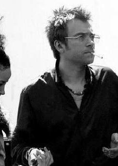 DamonAlbarnNose's tweet photo. @moonrunehobbit yeah!! #DamonAlbarnSmokingSpam #DamonAlbarn #WeekendsWithDAN https://t.co/8EUHt7adfo