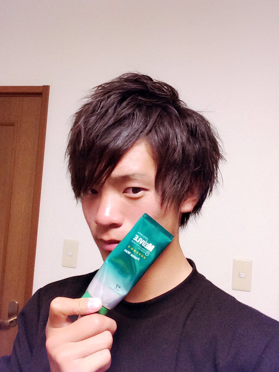 ヘアセット共同垢 Twitter પર 時間があったからセットした 最近波打ち練習してたからやってみた 無造作に作ったけど微妙ですね 頑張ります はい ミューヴルw7は程よくツヤが出るので ミューヴル W7 波打ち 無造作 ヘアセット初心者