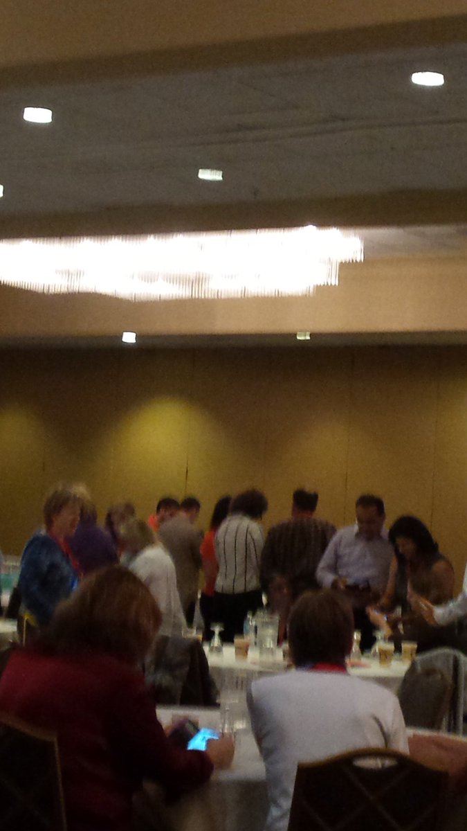 SHSSANPEDRO's tweet photo. #2016shsconvention  learning to tweet! https://t.co/4NGGpuDp5t