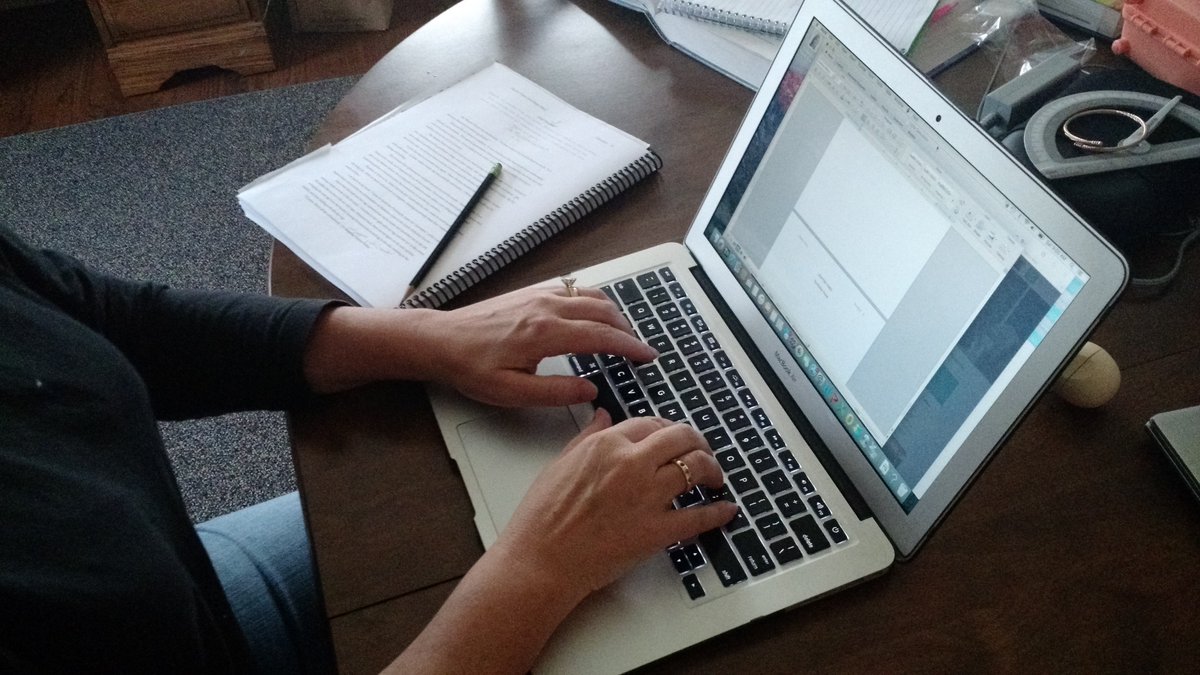 gerridonaher's tweet photo. #Editing &retyping novel.Thnx #CardinalDougherty 4typing class.Helpful 30+yrs later @JosephBrooksPA @MariaArchangelo https://t.co/X9BiimbdPU