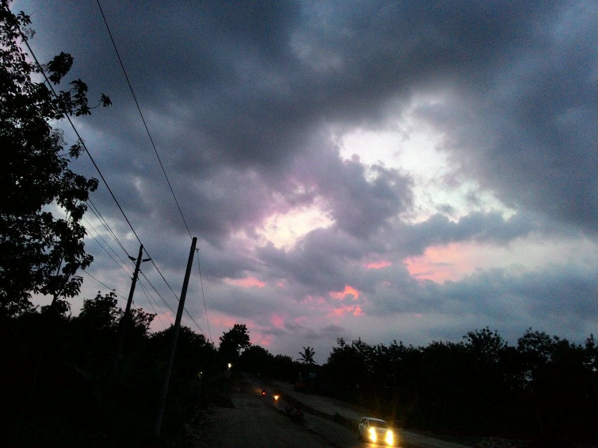 Yuhuuu ..tampak merah 👿👹